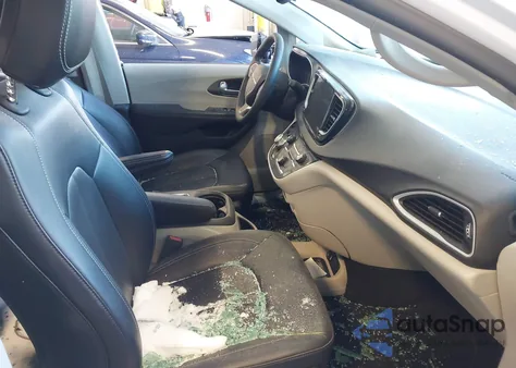 2024 Chrysler Pacifica Touring L from USA, damaged, VIN 2C4RC1BG6RR144251